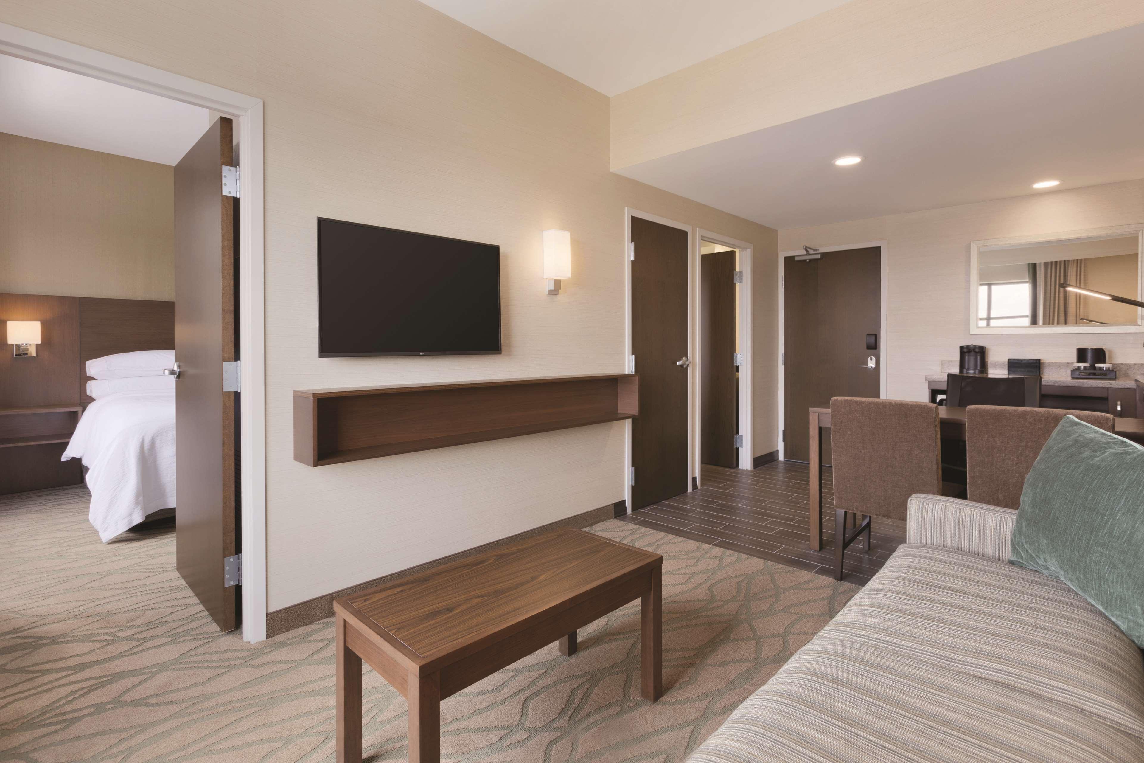 Embassy Suites By Hilton Akron Canton Airport North Canton Exterior photo